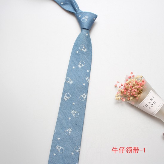Factory-new narrow-fit casual men's and women's ties. Denim cotton printed logo ties, wholesale.