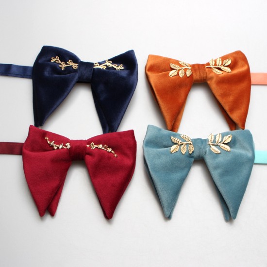 New autumn and winter styles for groomsmen and groomsmen wedding photo shoots, personalized large velvet ox-horn-embellished "happiness" bow ties, wholesale.
