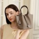Silver buckle genuine leather women's bag, vegetable basket bag, 2025 new fashion handbag, lychee-grain bucket bag Silver buckle genuine leather women's bag, vegetable basket bag, 2025 new fashion handbag, lychee-grain bucket bag