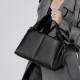 Women's vintage classic, cross-border trade manufacturer, top-grain cowhide, niche, fashionable women's bags. Bags