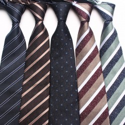 New business men's ties. 8cm professional casual striped hand-tied ties for suit accessories, available from manufacturers.
