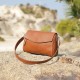 Women's bags, 2025 new spring and summer versatile, high-end, large-capacity genuine leather women's crossbody bag, single-shoulder pillow bag