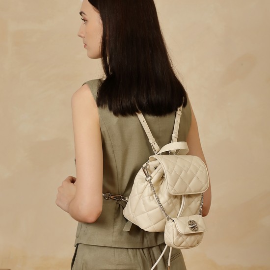 2025 new style genuine leather women's backpack, Chanel-style diamond pattern, 2025 summer new style, niche design, high-end and versatile chain backpack