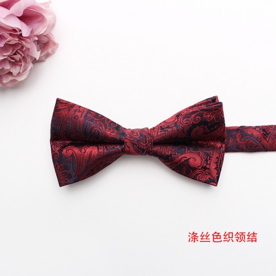 Burgundy paisley cashew pattern square bow tie gift set, two-piece men's business and fashionable wedding bow tie set. Burgundy paisley cashew pattern square bow tie gift set, two-piece men's business and fashionable wedding bow tie set.