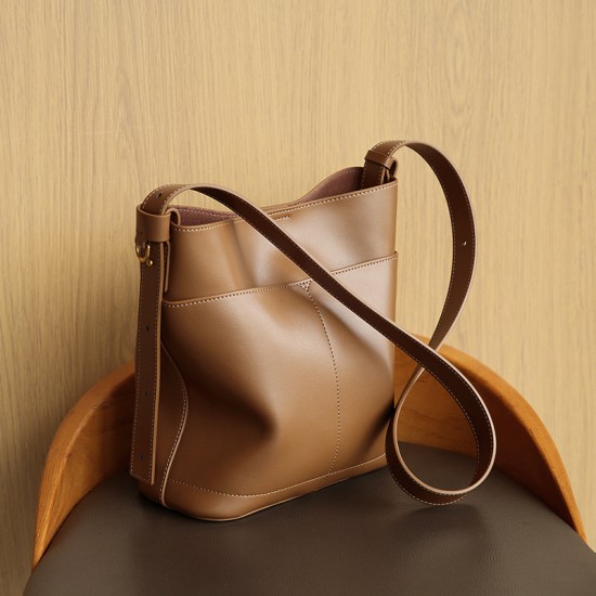 2025 new style genuine leather women's bag, large capacity, fashionable and versatile, underarm crossbody bag for women 2025 new style genuine leather women's bag, large capacity, fashionable and versatile, underarm crossbody bag for women