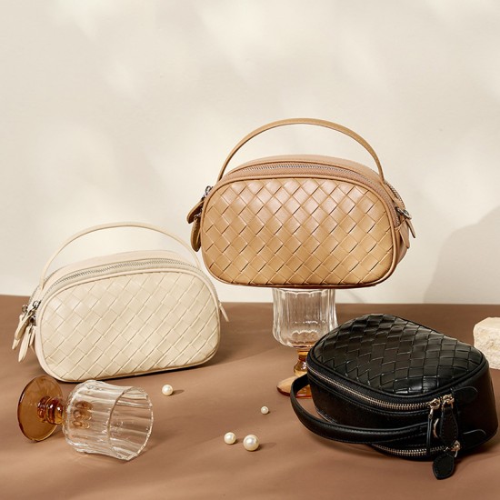 2025 new models, genuine leather women's bags, saddle bags, commuter underarm bags, niche designs, popular women's handbags and shoulder bags
