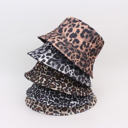 Flat-brimmed hip-hop hat, trendy brand patch, DGK baseball cap, men's and women's spring/summer style. Embroidered camouflage baseball cap, fashionable hip-hop hat; National Geographic Photographic Association Travel Channel outdoor sports baseball cap, w