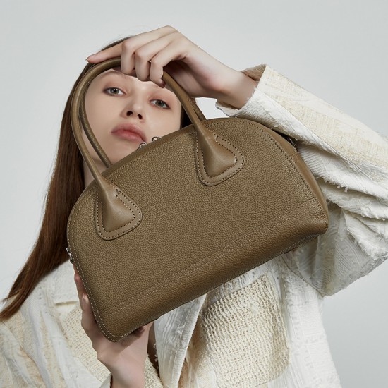 Nice, niche, bowling bags for women, 2025 summer new women's bags, simple single-shoulder bags for casual commuting, crossbody bags.