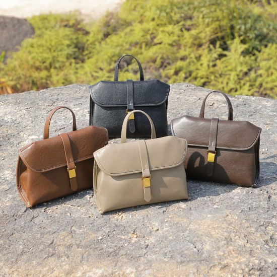 2025 New Style Top-Grade Cowhide Bag for Women: Large Underarm Shoulder Bag, Spring/Summer Large Capacity, Commuter Shoulder Bag
