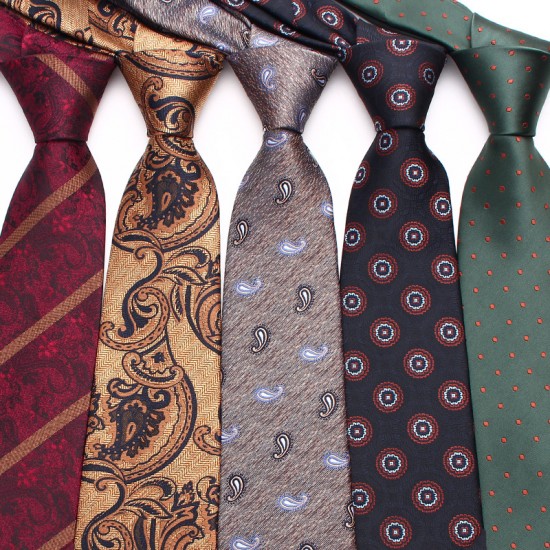 Lei'er fashionable ties for men and women, British Korean-style casual striped ties, 8cm striped paisley ties, in stock. Lei'er fashionable ties for men and women, British Korean-style casual striped ties, 8cm striped paisley ties, in stock.