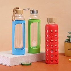 New simple solid-color glass mugs, single-walled silicone sleeves, portable portable student couple mugs, wholesale