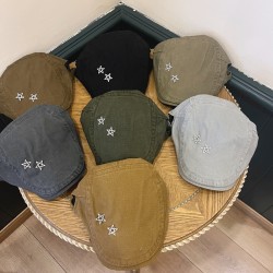 Forward hat, retro distressed star cap, Korean style, versatile and face-enhancing little painter newsboy cap, beret