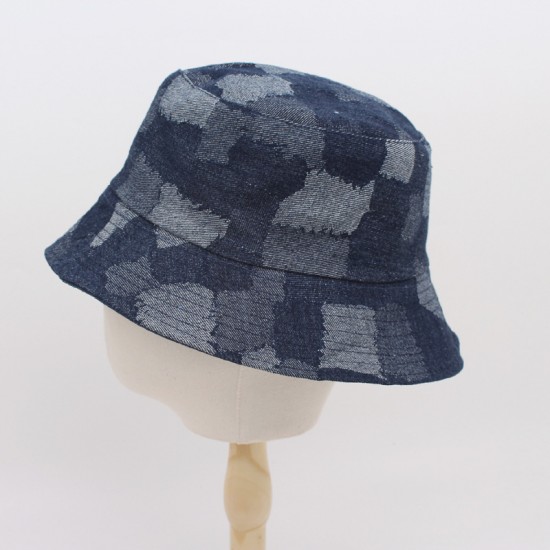 Autumn and winter knitted pullover hat, cartoon excavator embroidered wool hat, outdoor cold protection, warm cap