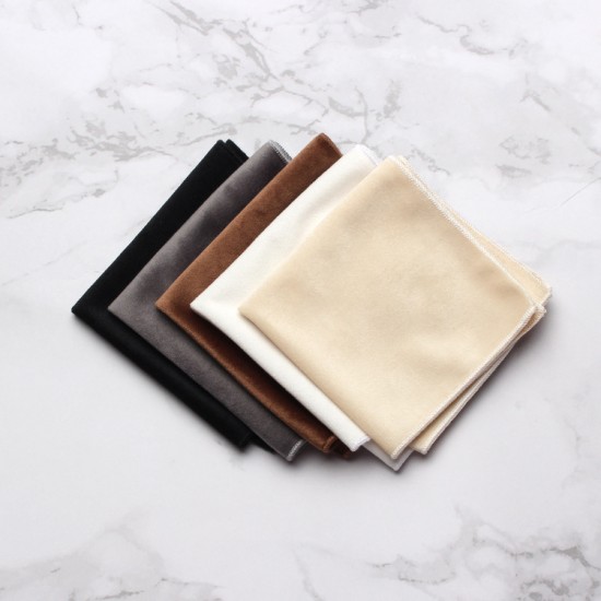 Velvet pocket squares, fashionable men's dress accessories, wedding party handkerchiefs, ready for wholesale from Shengzhou manufacturers. Velvet pocket squares, fashionable men's dress accessories, wedding party handkerchiefs, ready for wholesale from Shengzhou manufacturers.