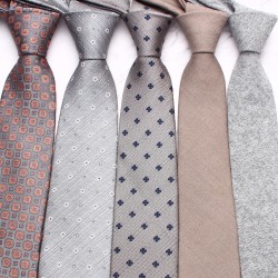 Polyester cashew flower classic men's 8cm tie, men's khaki business casual wedding dinner tie.