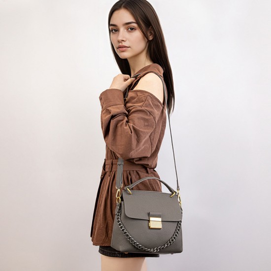 Women's bags, spring 2023, forest-style niche, light luxury shoulder and crossbody bags, a trendy hit on Douyin, vintage soft leather.