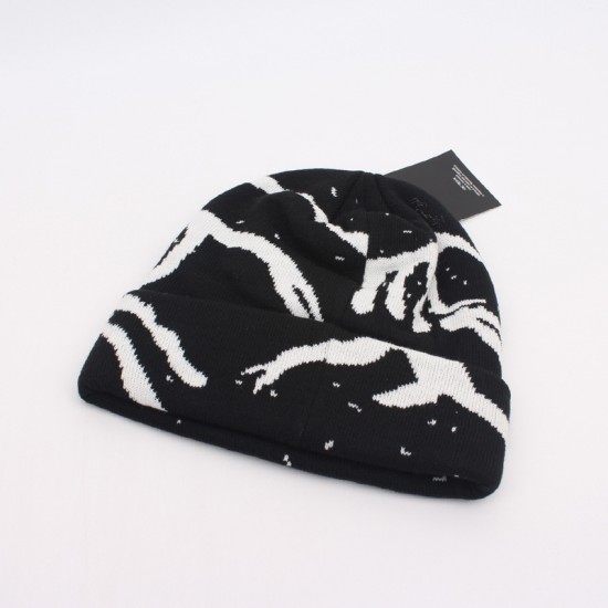 Bird Family high-quality wool hats, autumn and winter outdoor warm earmuffs, knitted jacquard beanies, pile hats, couples' hats.