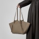 First-Grain Cowhide Leather Large Capacity Genuine leather women's tote bag, fashionable bat bag, versatile commuter bag, winged handbag