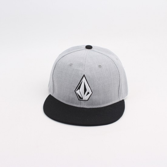Volcom baseball cap, diamond-embroidered trendy cap, personalized flat-brim hip-hop sun hat, fashionable street dance hat.