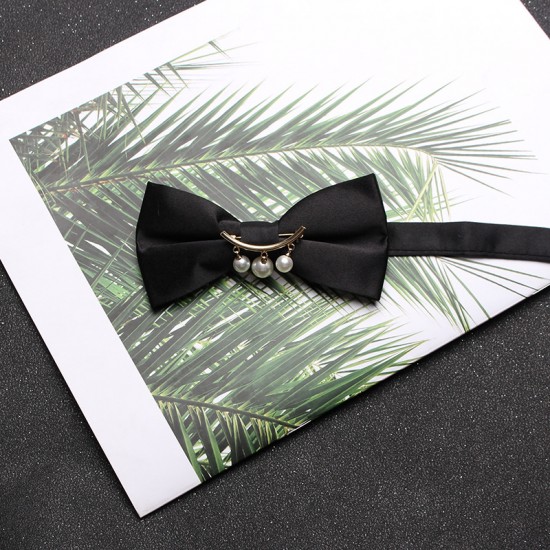 White men's bow ties, groomsmen wedding, black business bow ties, personalized diamond-studded, pearl-feathered bow ties.