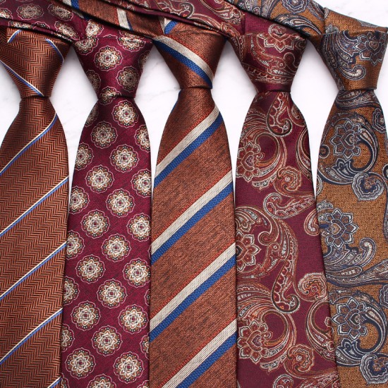 Leier's new coffee-colored ties, men's business, fashionable polyester hand-tied ties, available for wholesale in multiple colors.