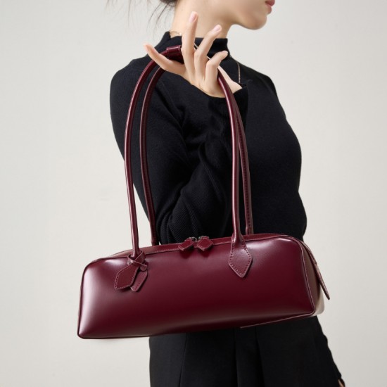 2025 new models, Korean women's bags. Niche design, large-capacity cowhide underarm shoulder bag, long red baguette bag for women