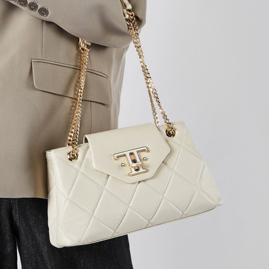 2025 new top-grain cowhide chain bags, crossbody bags for women, versatile spring and summer commuter genuine leather shoulder bags.