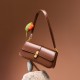 High-quality cowhide, niche baguette bags, luxury feel, crossbody bags, 2025 new versatile shoulder and crossbody bags.