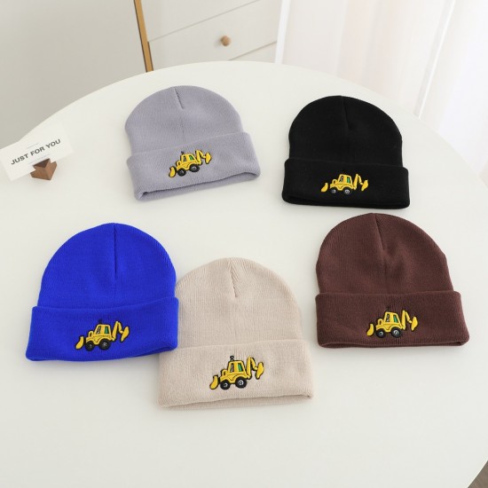 Women's baseball cap Versatile solid color curved brim baseball cap, Korean style, distressed and ripped soft-top sun hat for students and couples.