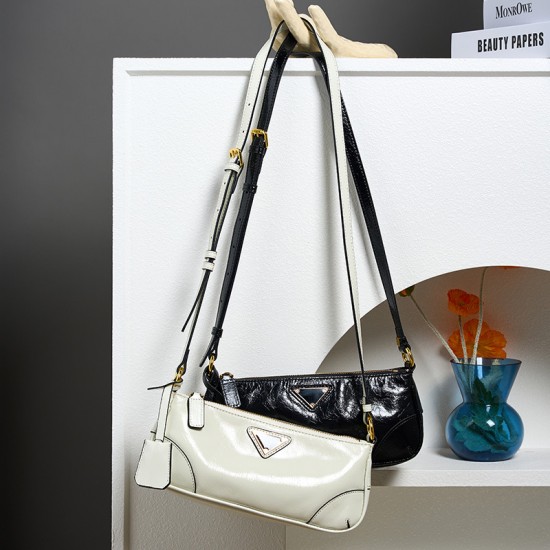 Autumn Women's Bags, 2025 New Retro Versatile High-End Single Shoulder Crossbody Bags, Large Capacity Commuter Handbags Autumn Women's Bags, 2025 New Retro Versatile High-End Single Shoulder Crossbody Bags, Large Capacity Commuter Handbags