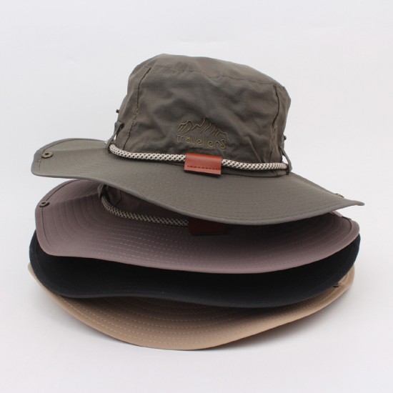 Foreign hip-hop baseball cap, flat brim, casual hat, fashionable embroidered lettering, trendy brand cap with sun protection Foreign hip-hop baseball cap, flat brim, casual hat, fashionable embroidered lettering, trendy brand cap with sun protection