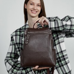 2025 new large-capacity, lightweight, niche genuine leather women's travel backpacks