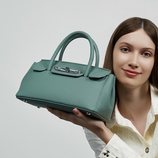 2025 New Style Chanel-Style Genuine Leather Single Shoulder Bag, a High-End Thick Chain Hobo Underarm Bag, a Diamond-Quartz Chain Bag