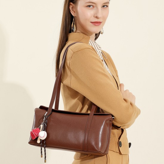 2025 new top-grain vegetable-tanned cowhide handbags, fashionable ladies' bags, retro and versatile pillow bags.