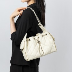 Women's leather tote bag, 2025 new stylish, simple, niche, pleated wing bag, large capacity commuter handbag