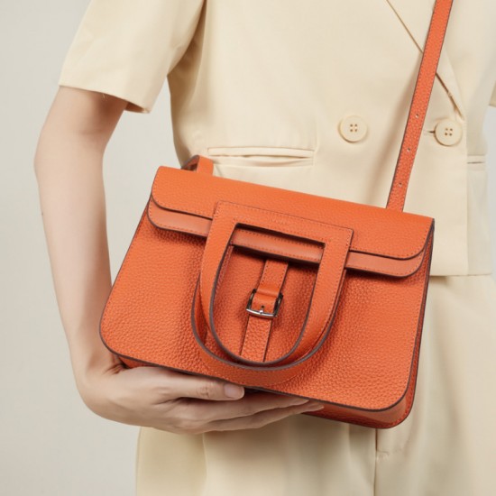 TC Halzan 25 top-grain cowhide leather bag, luxury commuter briefcase, handbag, crossbody, handbag.