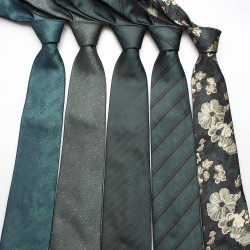 Wholesale men's 8cm business formal polyester ties, suit ties, and casual green party ties.